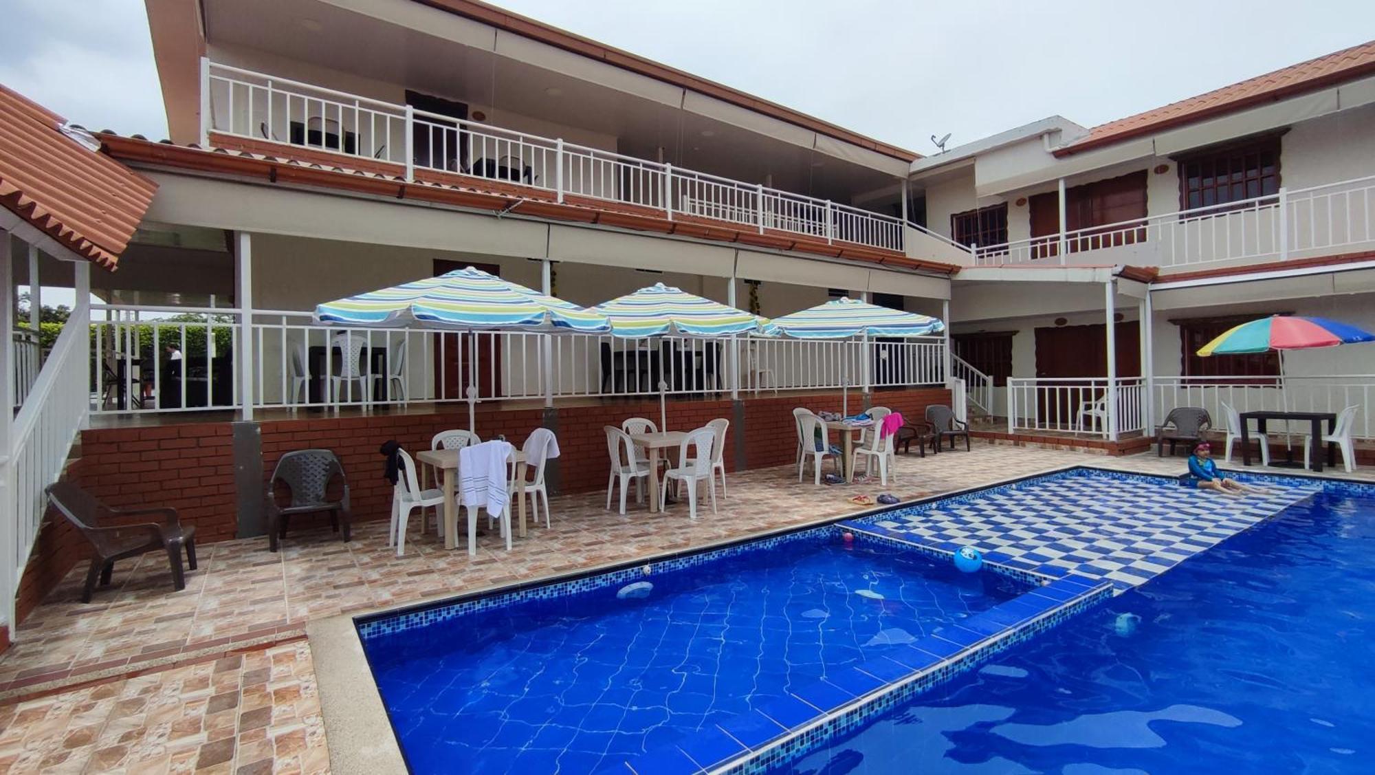 Finca Hotel La Linda キンバヤ エクステリア 写真