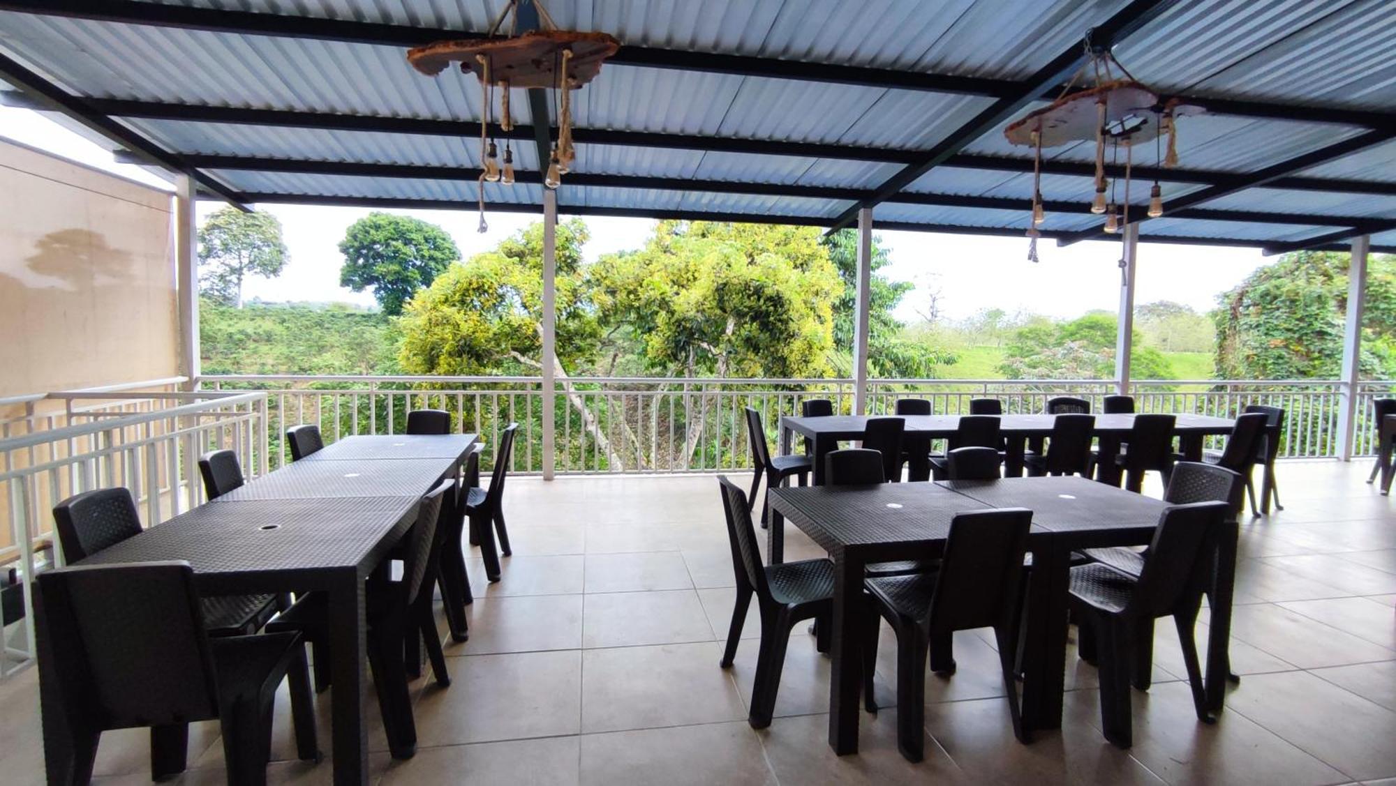 Finca Hotel La Linda キンバヤ エクステリア 写真